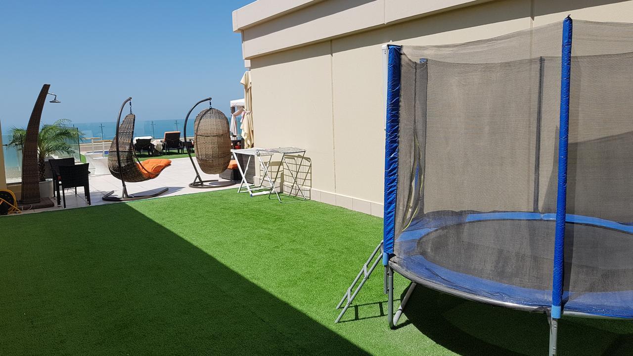 Dubai Jbr Amaz Penthouse Front Sea 5 Plus 1 Bdr Private Climatized Pool Экстерьер фото